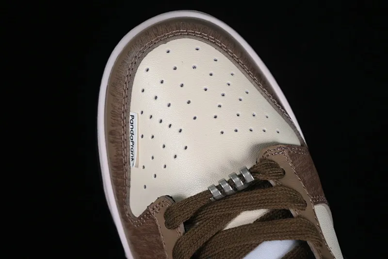 All Categories Nk SB Dunk Series Nk SB Dunk Low Low-top sneakers Nk Dunk Low Panda Prank Street Racing Rusty Distressed SB strap low-top casual sneakers DD1391-100